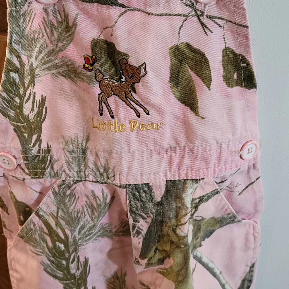 Girls camouflage bib